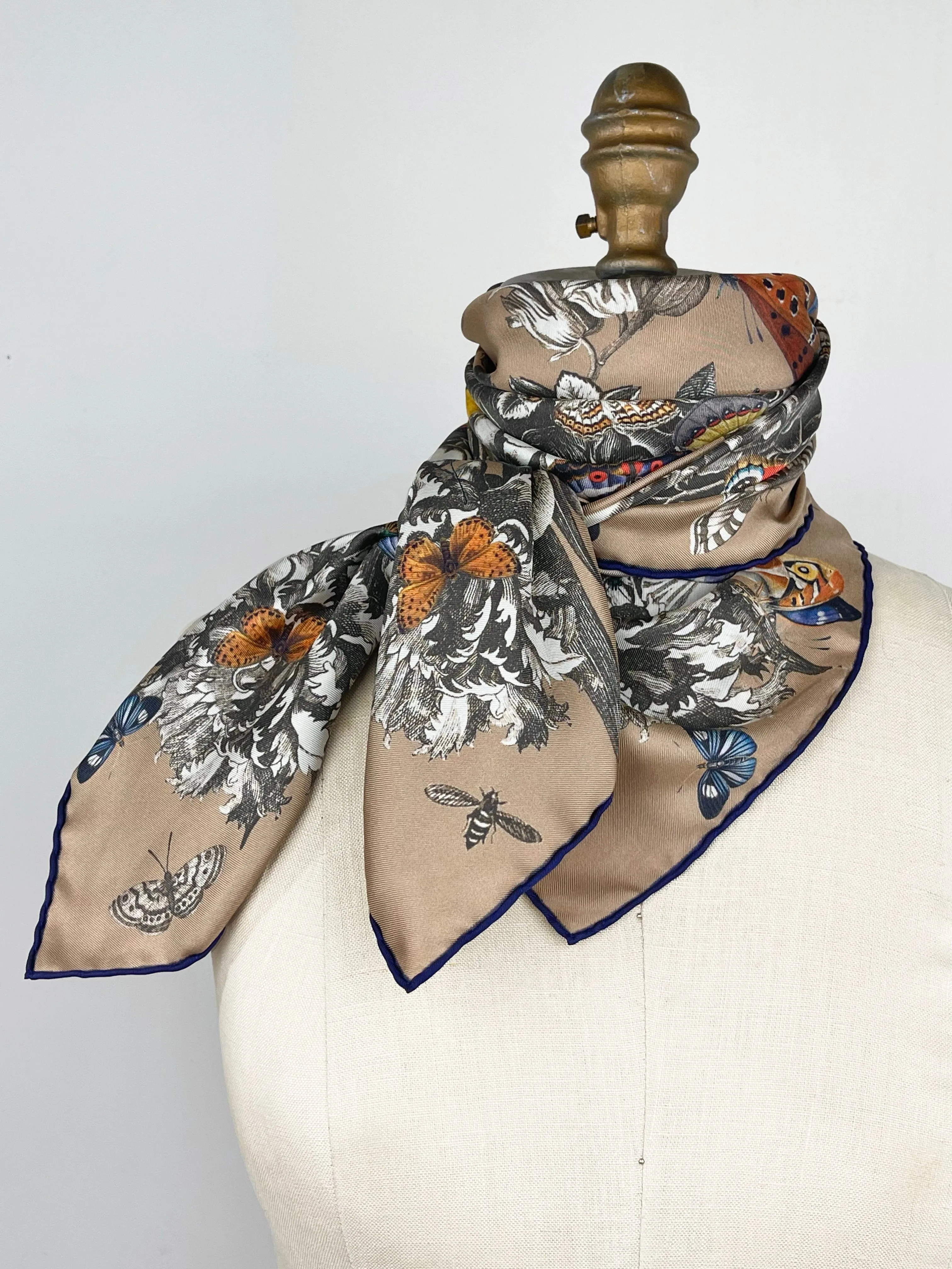 Elwyn New York Flutterby Bouquet Scarf