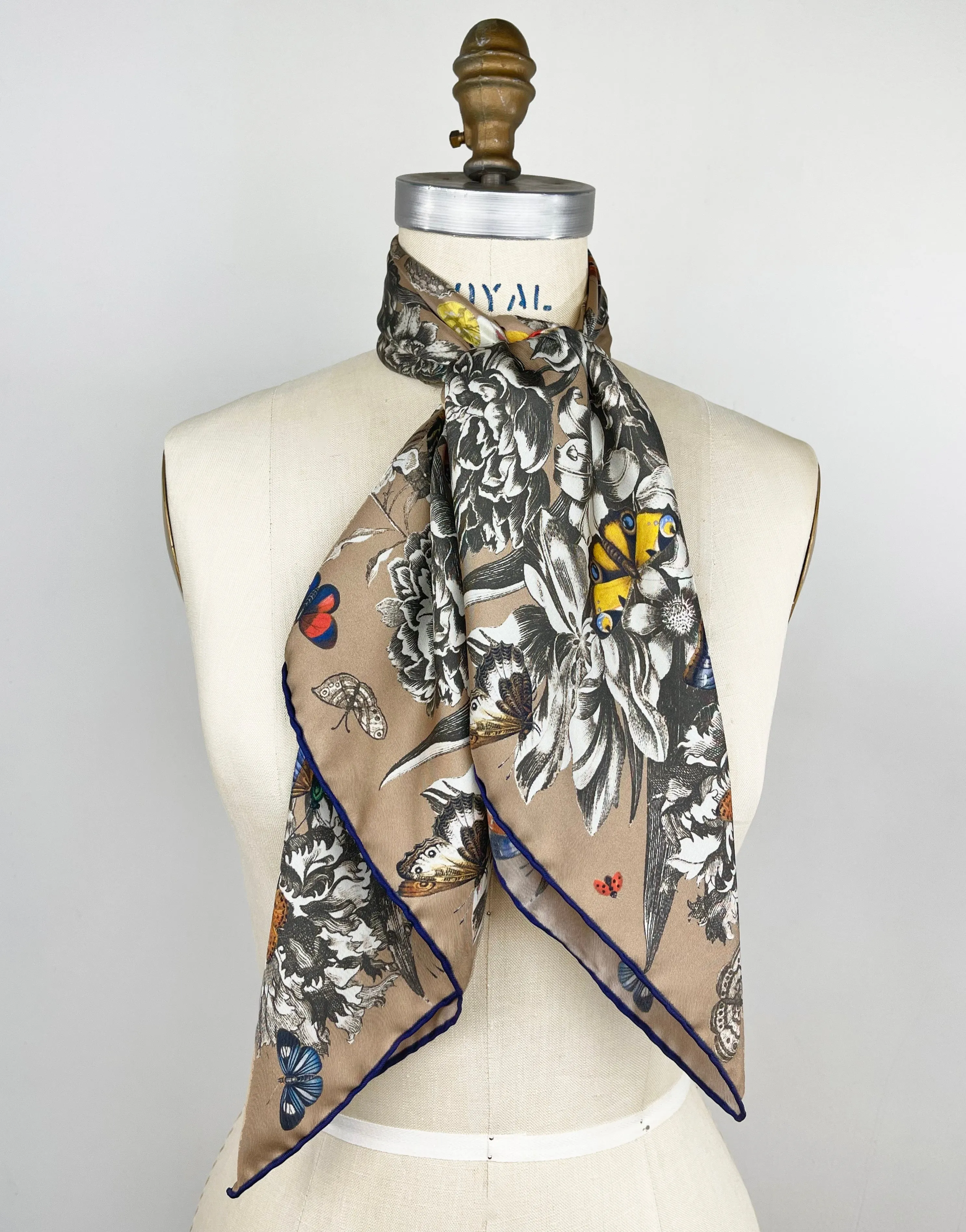 Elwyn New York Flutterby Bouquet Scarf