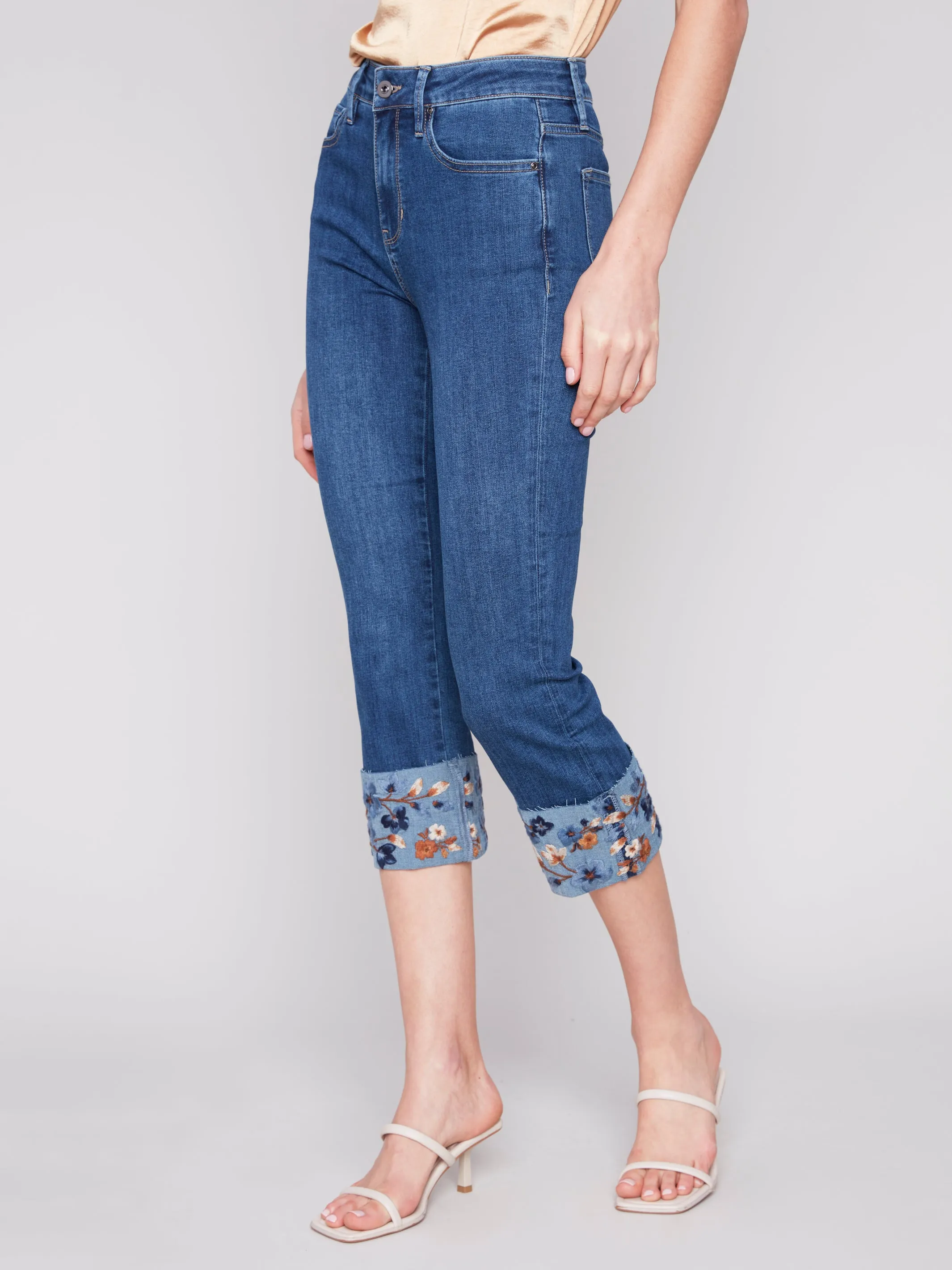 Embroidered Cuffed Ankle Pant