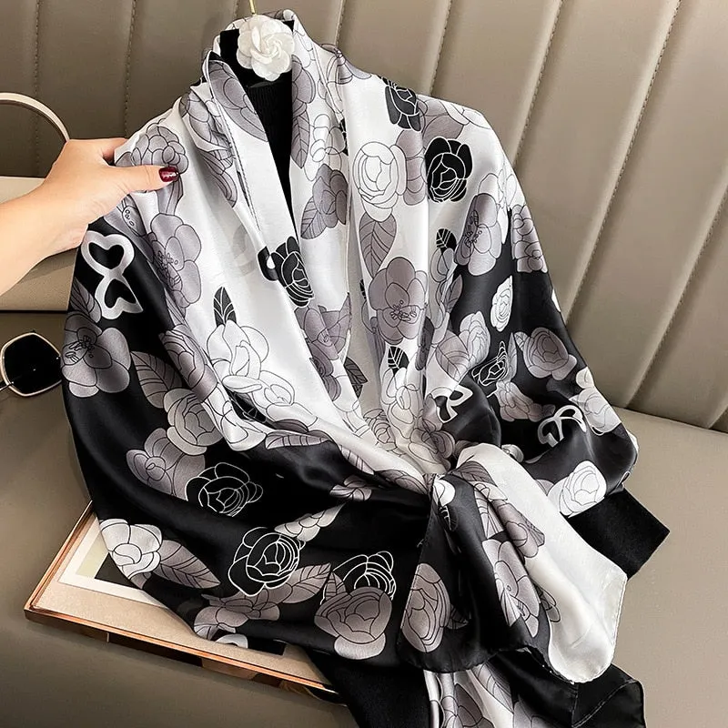 Fashion Women 100% Pure Silk Scarf Female Luxury Brand Print Paisley Foulard Shawls and Scarves Beach Cover-Ups SFN163