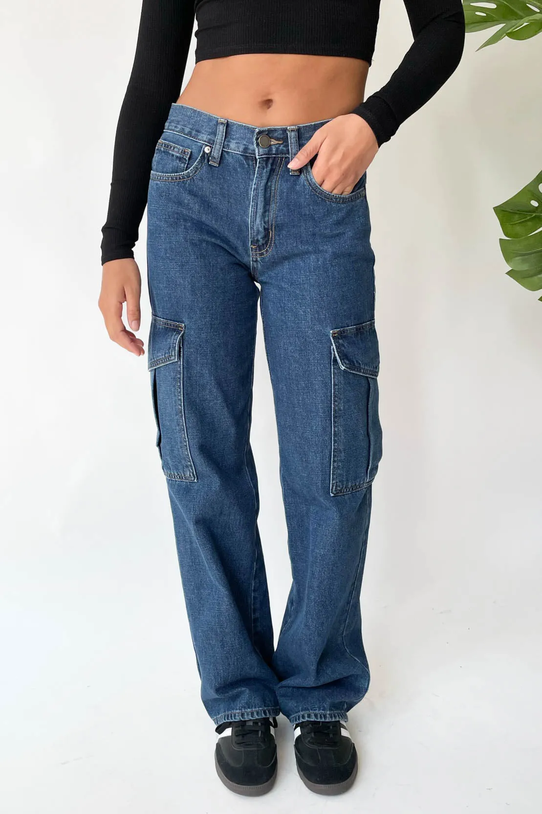 Finley Jeans in Dark Denim