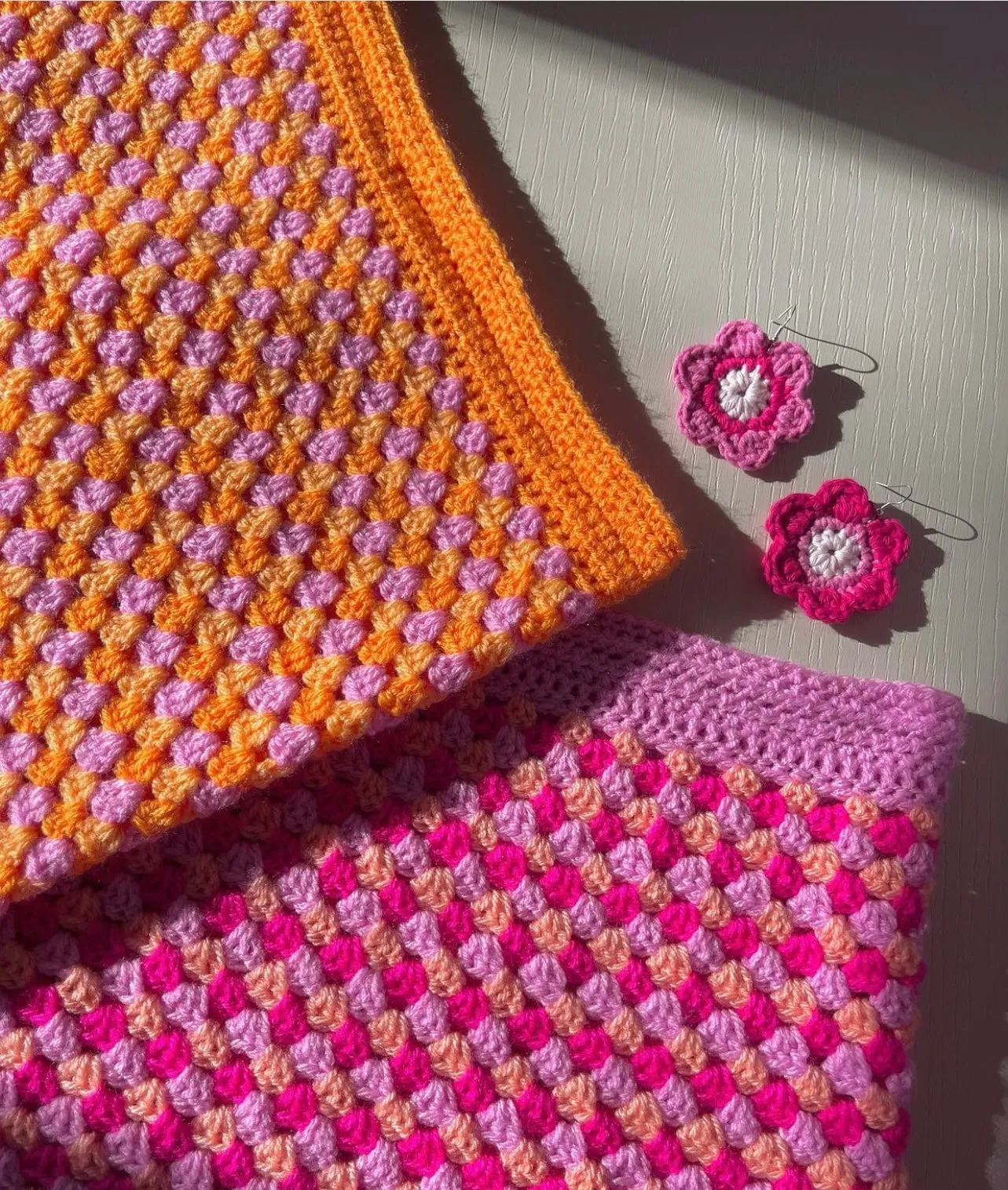 Handmade retro crochet mini skirt in pink and peach