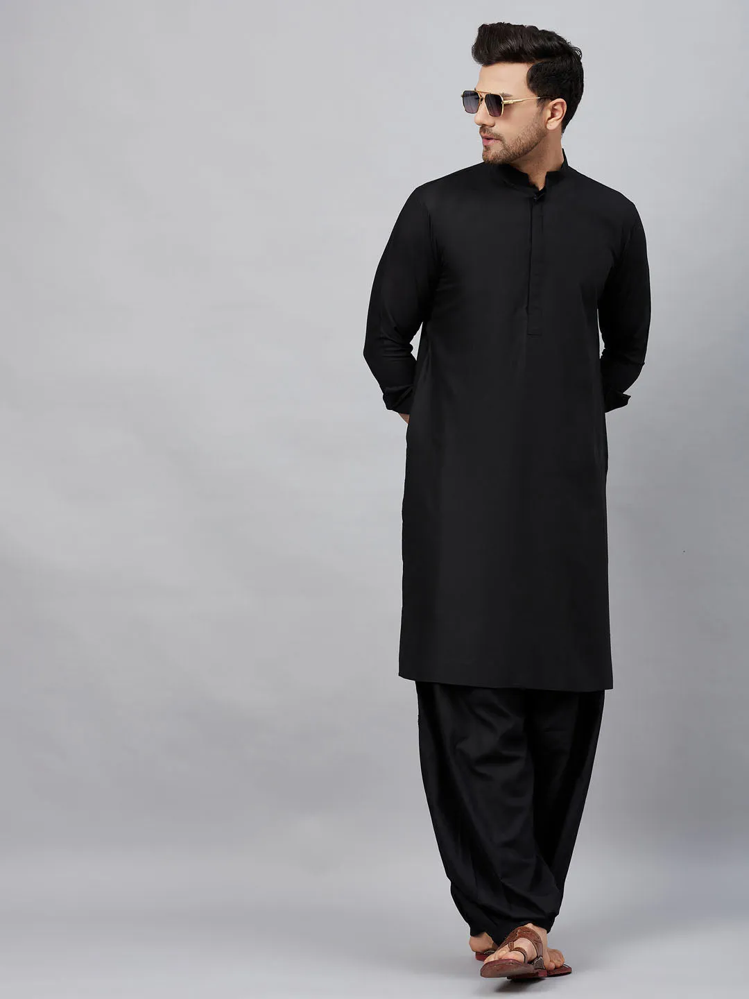 Jashvi Men's Black Cotton Blend Kurta and Patiala Set