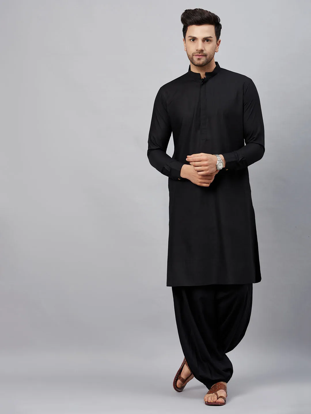 Jashvi Men's Black Cotton Blend Kurta and Patiala Set