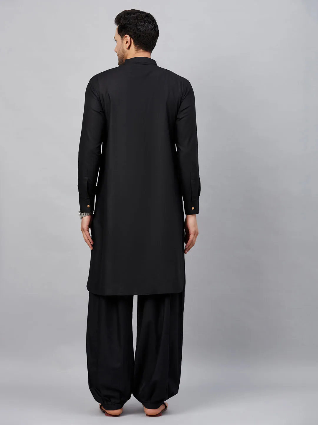 Jashvi Men's Black Cotton Blend Kurta and Patiala Set