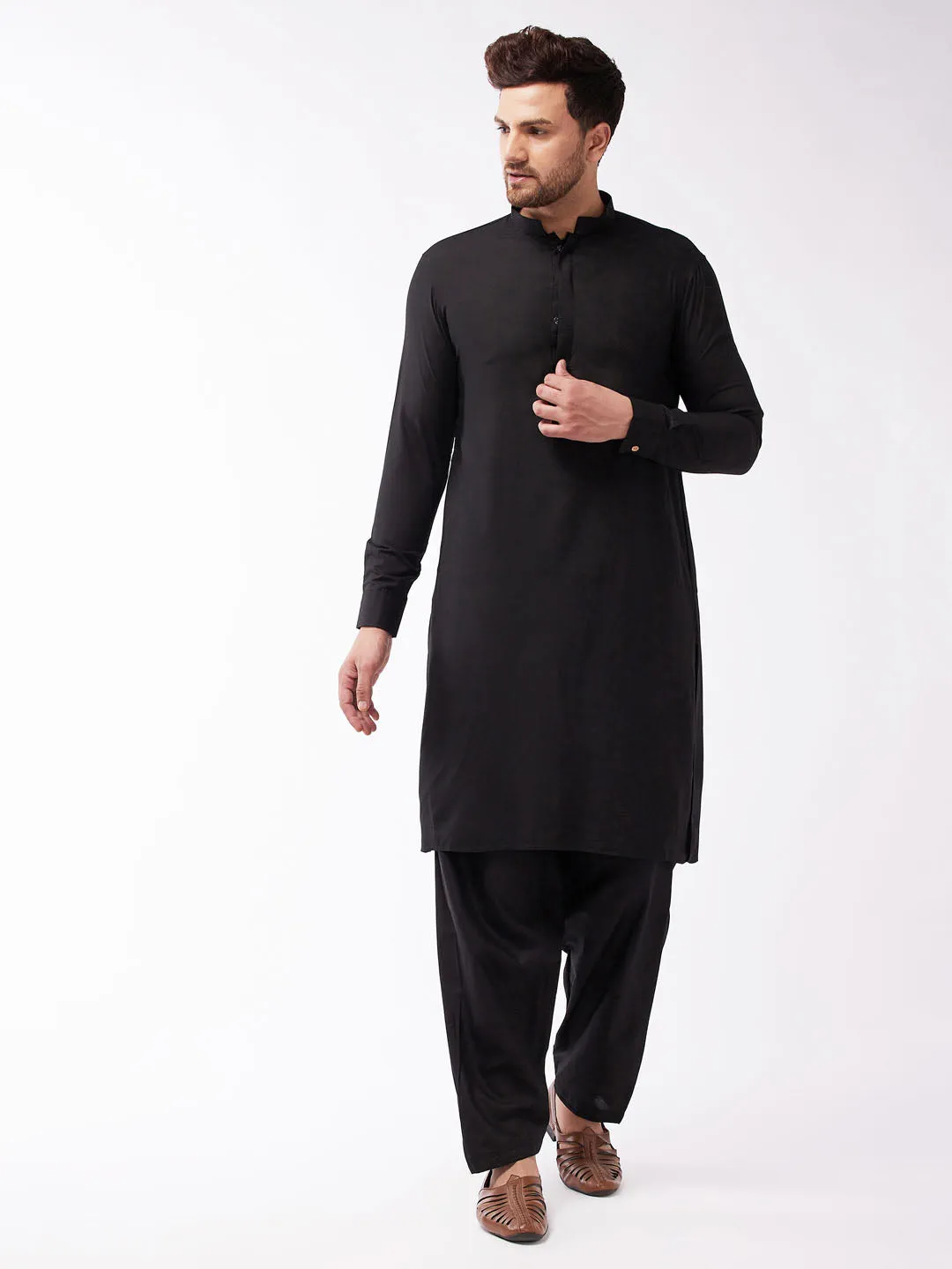 Jashvi Men's Black Cotton Blend Kurta and Pyjama Set