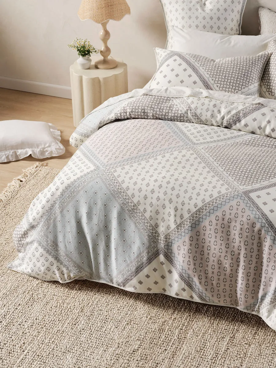 LINEN HOUSE AVENE CLOUD QUILT COVER SET