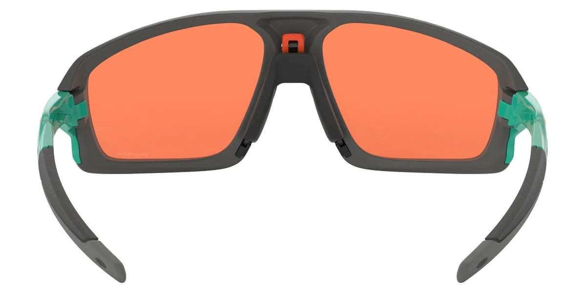 Oakley® OO9402