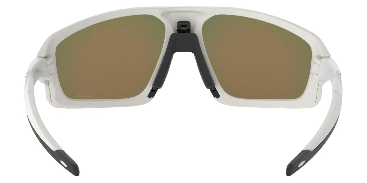 Oakley® OO9402