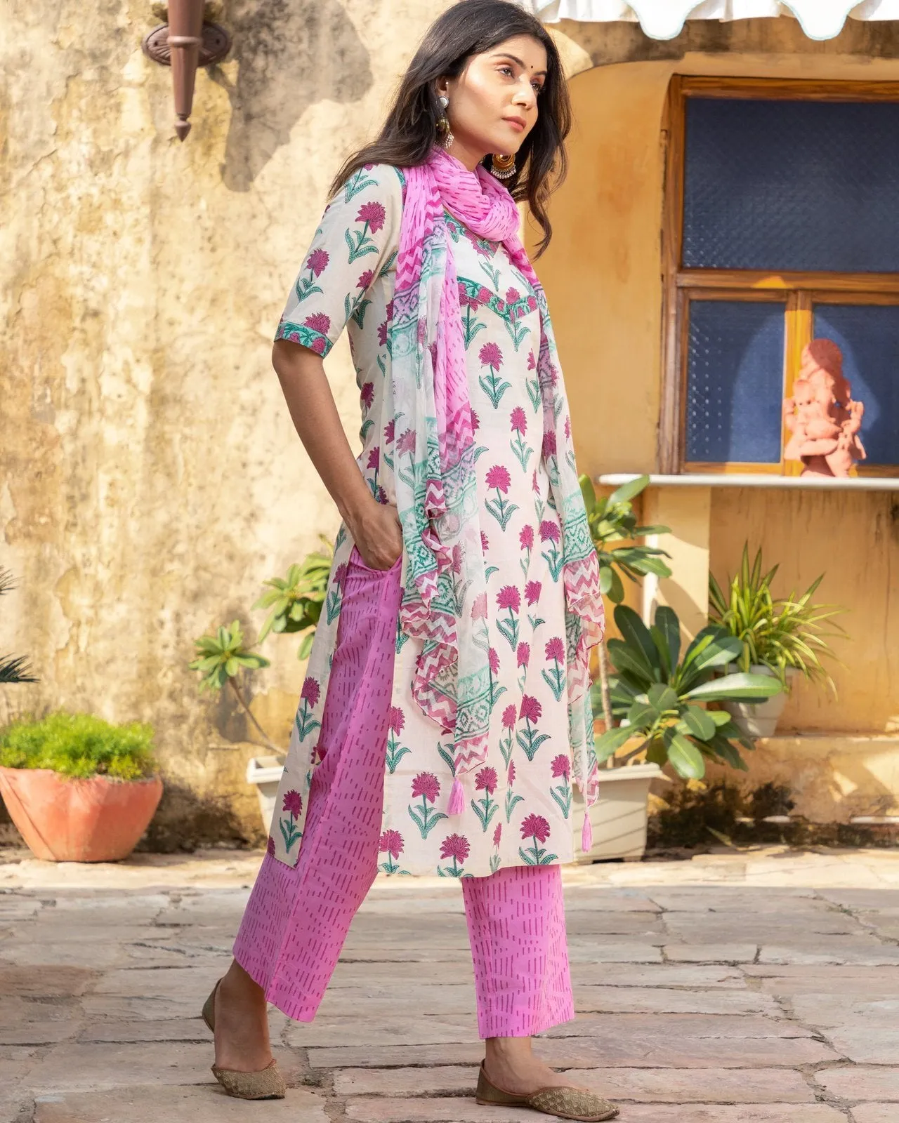 Off-white & Pink Block Print Cotton Kurta Pant Set ( Set of 3 )