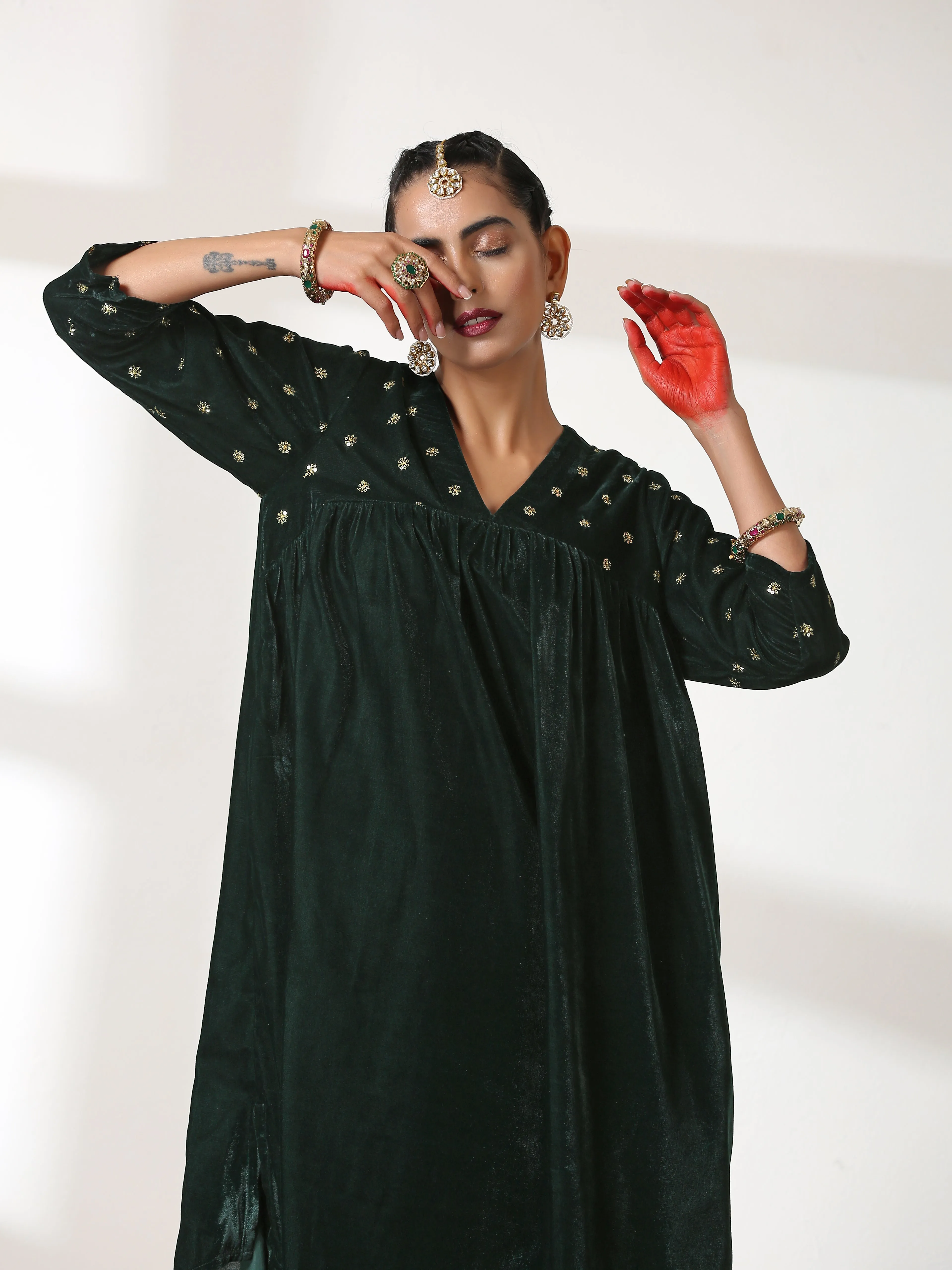 SET Green Velvet with Sequined Sleeves & Yoke