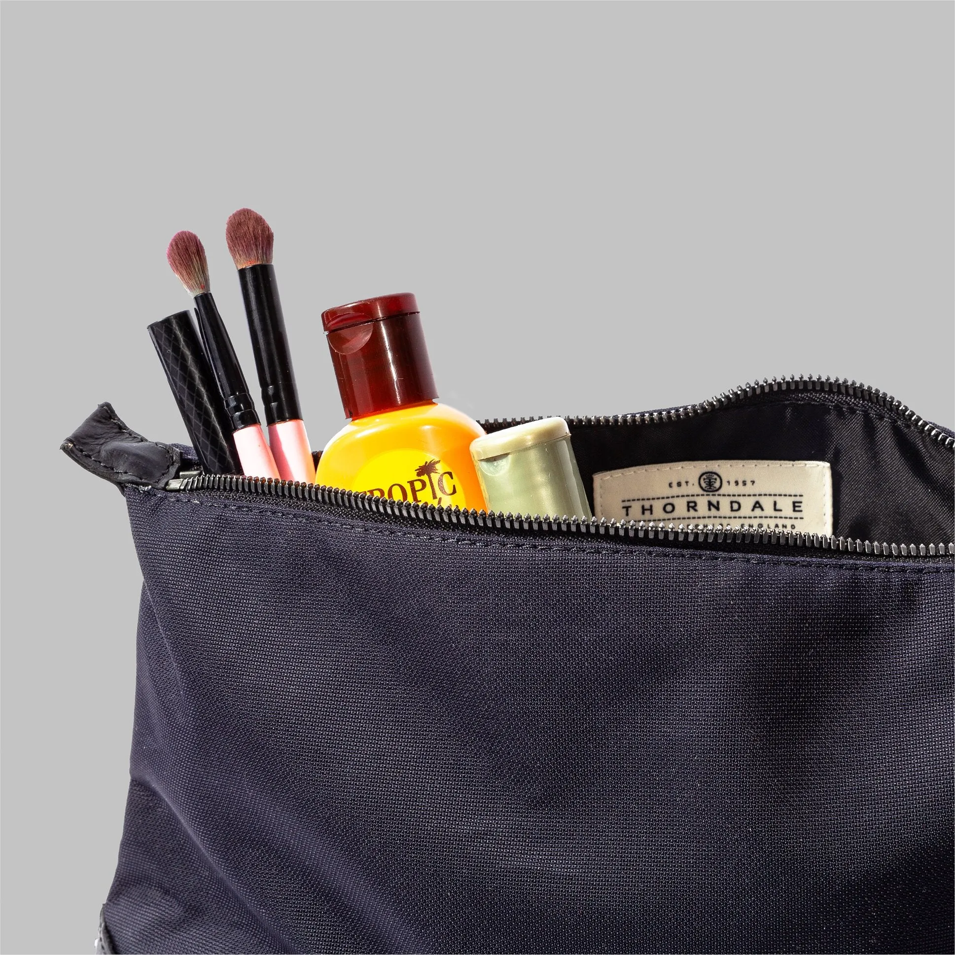 Silverdale Navy Nylon Wash Bag