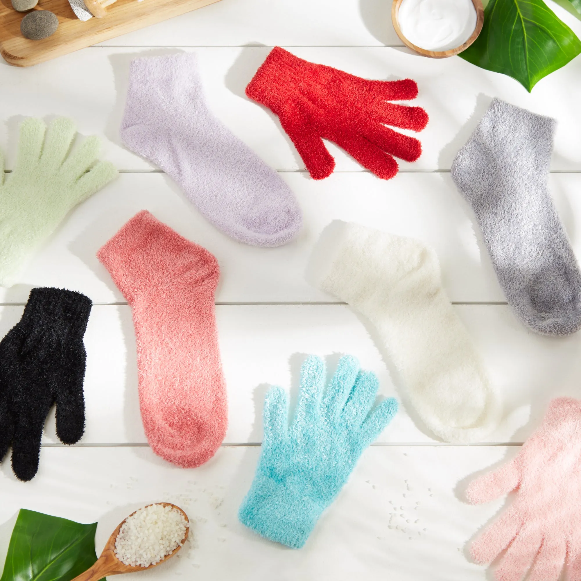 Spa Socks And Gloves Set - Aloe Infused - Black