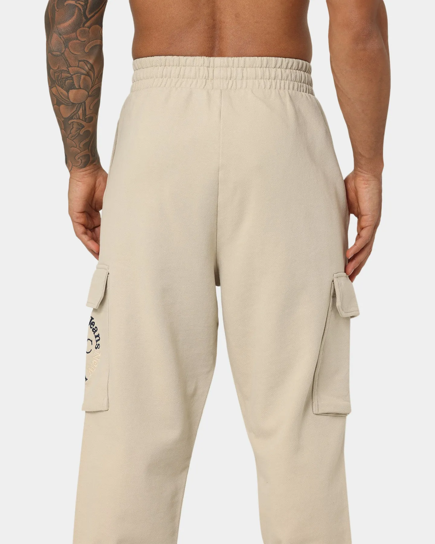 Tommy Jeans TJM Timeless Cargo Sweatpants Savannah Sand