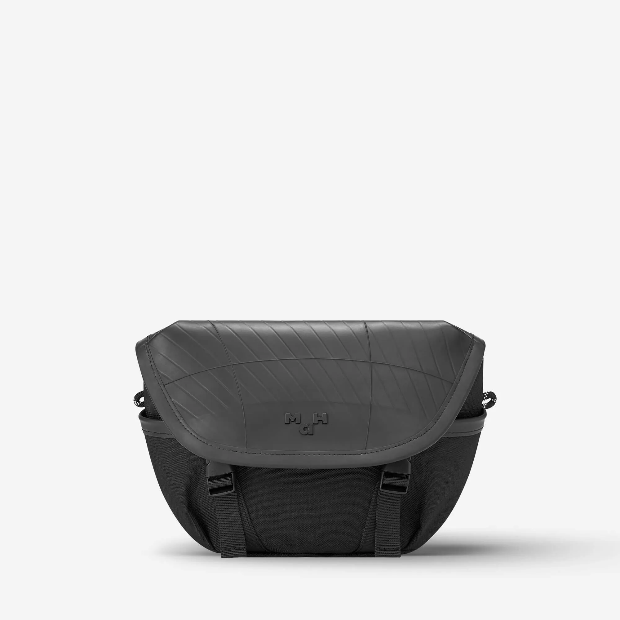 Young Tour Hip Pack | Recycled Tire